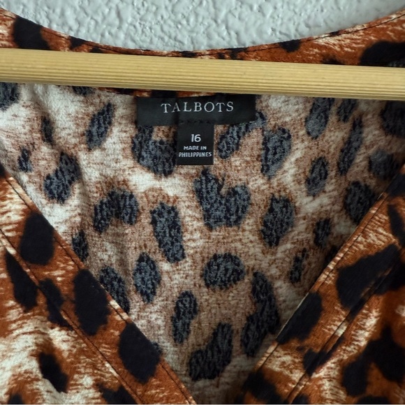 Talbots Button Front Animal Print Size 16 EUC - Picture 4 of 6